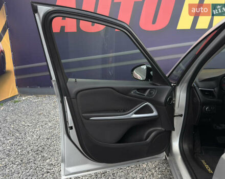 Серый Опель Zafira Tourer, объемом двигателя 2 л и пробегом 264 тыс. км за 11999 $, фото 20 на Automoto.ua