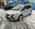 Серый Опель Zafira Tourer, объемом двигателя 2 л и пробегом 184 тыс. км за 9800 $, фото 1 на Automoto.ua