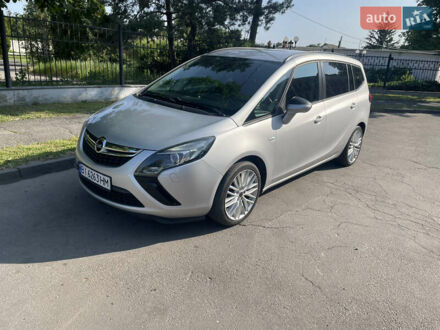 Опель Zafira Tourer 2012 в Полтаве на Automoto.ua Серый Опель Zafira Tourer, объемом двигателя 2 л и пробегом 208 тыс. км за 9800 $, фото 1 на Automoto.ua