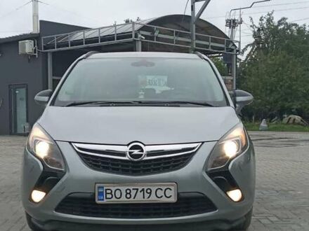 Опель Zafira Tourer 2012 у Почаїв на Automoto.ua Сірий Опель Zafira Tourer, об'ємом двигуна 1.96 л та пробігом 217 тис. км за 8300 $, фото 1 на Automoto.ua