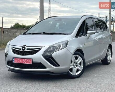 Сірий Опель Zafira Tourer, об'ємом двигуна 2 л та пробігом 180 тис. км за 9300 $, фото 1 на Automoto.ua