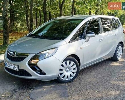 Серый Опель Zafira Tourer, объемом двигателя 2 л и пробегом 201 тыс. км за 11850 $, фото 1 на Automoto.ua