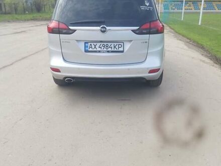 Опель Zafira Tourer 2017 у Івано-Франківську на Automoto.ua Сірий Опель Zafira Tourer, об'ємом двигуна 2 л та пробігом 130 тис. км за 10500 $, фото 1 на Automoto.ua
