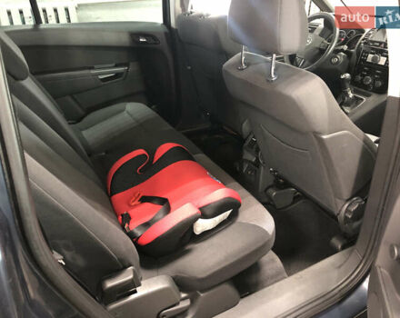 Синій Опель Zafira Tourer, об'ємом двигуна 1.69 л та пробігом 330 тис. км за 6100 $, фото 5 на Automoto.ua