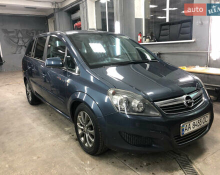 Синій Опель Zafira Tourer, об'ємом двигуна 1.69 л та пробігом 330 тис. км за 6100 $, фото 3 на Automoto.ua