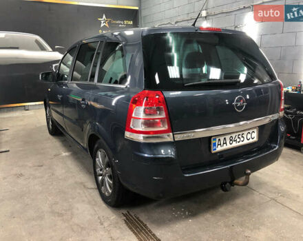Синій Опель Zafira Tourer, об'ємом двигуна 1.69 л та пробігом 330 тис. км за 6100 $, фото 1 на Automoto.ua