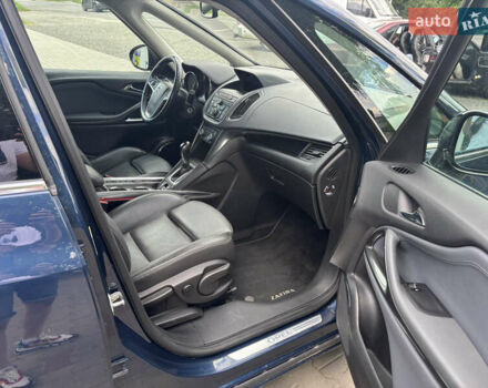 Синий Опель Zafira Tourer, объемом двигателя 2 л и пробегом 237 тыс. км за 9800 $, фото 11 на Automoto.ua