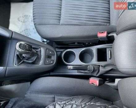 Синий Опель Zafira Tourer, объемом двигателя 2 л и пробегом 187 тыс. км за 10500 $, фото 41 на Automoto.ua