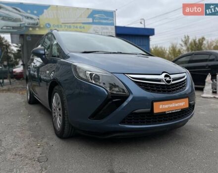 Синий Опель Zafira Tourer, объемом двигателя 2 л и пробегом 187 тыс. км за 10500 $, фото 16 на Automoto.ua