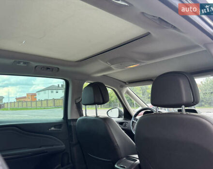 Синий Опель Zafira Tourer, объемом двигателя 2 л и пробегом 237 тыс. км за 9800 $, фото 16 на Automoto.ua
