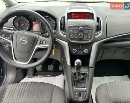 Синий Опель Zafira Tourer, объемом двигателя 2 л и пробегом 187 тыс. км за 10500 $, фото 4 на Automoto.ua