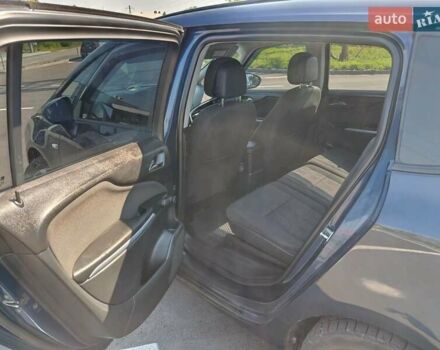 Синий Опель Zafira Tourer, объемом двигателя 2 л и пробегом 263 тыс. км за 8400 $, фото 11 на Automoto.ua