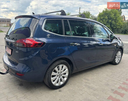 Синий Опель Zafira Tourer, объемом двигателя 2 л и пробегом 237 тыс. км за 9800 $, фото 3 на Automoto.ua