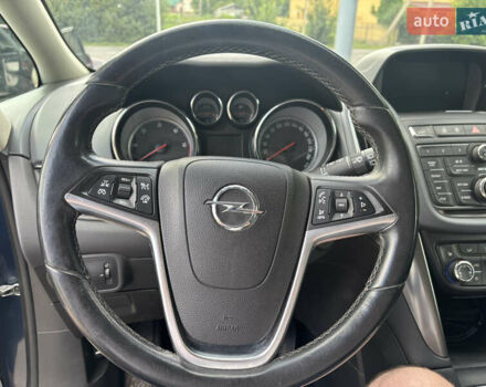 Синий Опель Zafira Tourer, объемом двигателя 2 л и пробегом 237 тыс. км за 9800 $, фото 21 на Automoto.ua