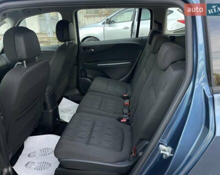 Синий Опель Zafira Tourer, объемом двигателя 2 л и пробегом 187 тыс. км за 10500 $, фото 21 на Automoto.ua
