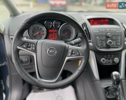 Синий Опель Zafira Tourer, объемом двигателя 2 л и пробегом 187 тыс. км за 10500 $, фото 44 на Automoto.ua
