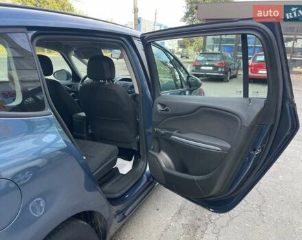 Синий Опель Zafira Tourer, объемом двигателя 2 л и пробегом 187 тыс. км за 10500 $, фото 19 на Automoto.ua