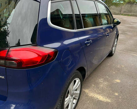 Синий Опель Zafira Tourer, объемом двигателя 2 л и пробегом 250 тыс. км за 7200 $, фото 8 на Automoto.ua