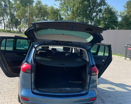 Синий Опель Zafira Tourer, объемом двигателя 1.6 л и пробегом 240 тыс. км за 9600 $, фото 7 на Automoto.ua