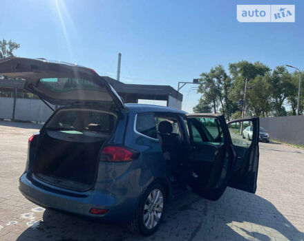 Синий Опель Zafira Tourer, объемом двигателя 1.6 л и пробегом 240 тыс. км за 9600 $, фото 9 на Automoto.ua