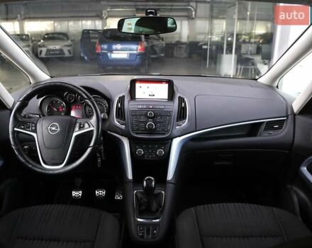 Синий Опель Zafira Tourer, объемом двигателя 1.6 л и пробегом 173 тыс. км за 9000 $, фото 11 на Automoto.ua