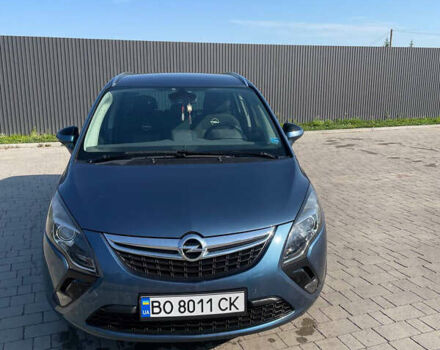 Синий Опель Zafira Tourer, объемом двигателя 1.6 л и пробегом 240 тыс. км за 9600 $, фото 2 на Automoto.ua