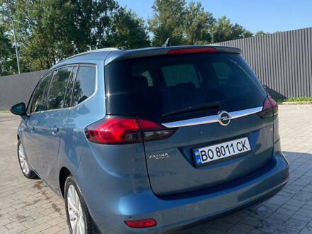 Синий Опель Zafira Tourer, объемом двигателя 1.6 л и пробегом 240 тыс. км за 9600 $, фото 1 на Automoto.ua