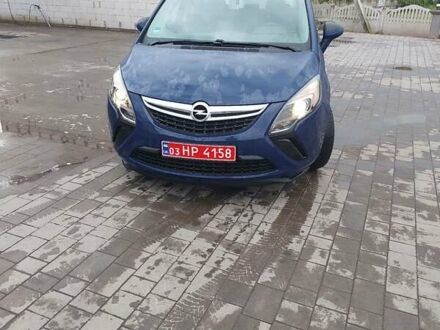Синий Опель Zafira Tourer, объемом двигателя 1.6 л и пробегом 154 тыс. км за 10200 $, фото 1 на Automoto.ua
