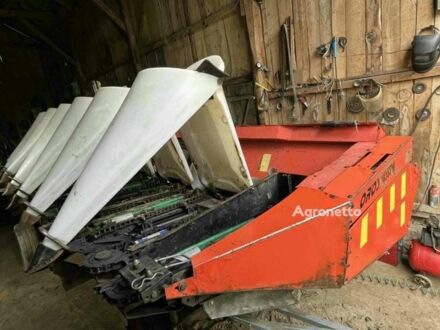 Орос 8244 2013 у Звенигородка на Automoto.ua Помаранчевий Орос 8244, об'ємом двигуна 0 л та пробігом 0 тис. км за 14110 $, фото 1 на Automoto.ua
