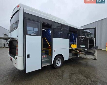 Белый Отокар Навиго, объемом двигателя 0 л и пробегом 230 тыс. км за 35500 $, фото 4 на Automoto.ua