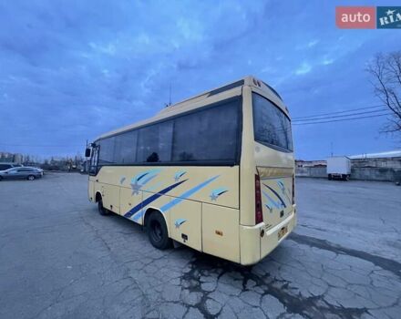 Отокар Султан 2004 в Полтаве на Automoto.ua Желтый Отокар Султан, объемом двигателя 4.8 л и пробегом 500 тыс. км за 10000 $, фото 16 на Automoto.ua