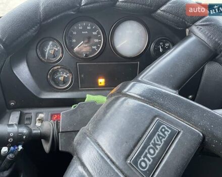 Отокар Султан 2004 в Полтаве на Automoto.ua Желтый Отокар Султан, объемом двигателя 4.8 л и пробегом 500 тыс. км за 10000 $, фото 14 на Automoto.ua