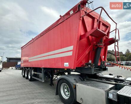 Красный Ова 390k911, объемом двигателя 0 л и пробегом 250 тыс. км за 23617 $, фото 12 на Automoto.ua