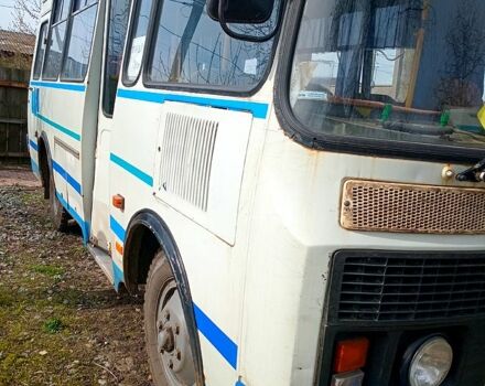 Белый ПАЗ 3205, объемом двигателя 4.7 л и пробегом 350 тыс. км за 2500 $, фото 4 на Automoto.ua