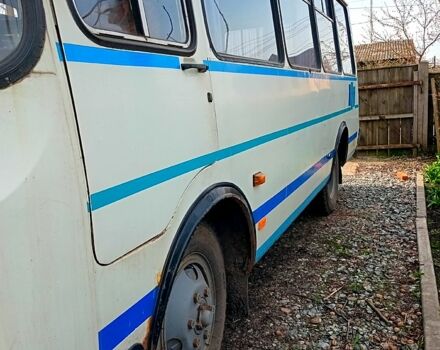 Белый ПАЗ 3205, объемом двигателя 4.7 л и пробегом 350 тыс. км за 2500 $, фото 3 на Automoto.ua