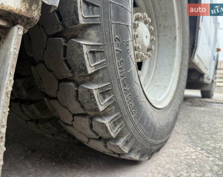 Белый ПАЗ 3205, объемом двигателя 4.75 л и пробегом 100 тыс. км за 5500 $, фото 5 на Automoto.ua