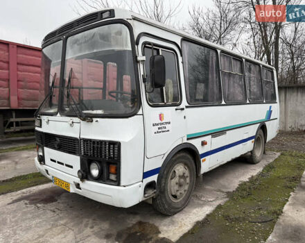 Белый ПАЗ 3205, объемом двигателя 4.75 л и пробегом 100 тыс. км за 5500 $, фото 2 на Automoto.ua