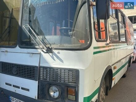Белый ПАЗ 3205, объемом двигателя 4.75 л и пробегом 180 тыс. км за 2000 $, фото 1 на Automoto.ua