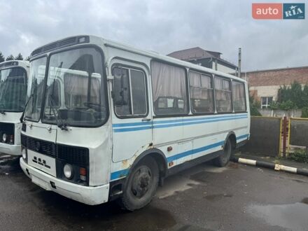 Белый ПАЗ 3205, объемом двигателя 4.7 л и пробегом 100 тыс. км за 1700 $, фото 1 на Automoto.ua