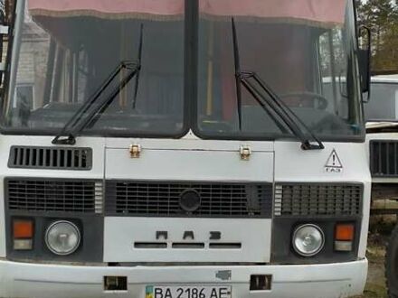 ПАЗ 3205 2006 у Светловдске на Automoto.ua Білий ПАЗ 3205, об'ємом двигуна 0 л та пробігом 6 тис. км за 3400 $, фото 1 на Automoto.ua