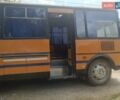 Желтый ПАЗ 3205, объемом двигателя 4 л и пробегом 200 тыс. км за 3500 $, фото 2 на Automoto.ua