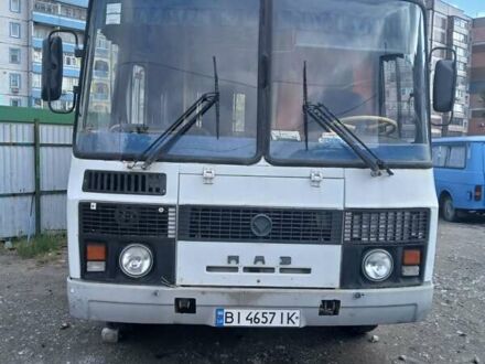 ПАЗ 32051 2004 в Каменское - Днепродзержинск на Automoto.ua Белый ПАЗ 32051, объемом двигателя 4 л и пробегом 50 тыс. км за 4500 $, фото 1 на Automoto.ua
