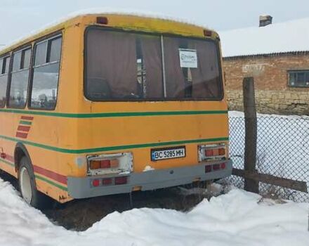 Желтый ПАЗ 32051, объемом двигателя 4.75 л и пробегом 1 тыс. км за 1900 $, фото 1 на Automoto.ua