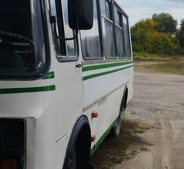 ПАЗ 32053 2006 у Путивле на Automoto.ua Білий ПАЗ 32053, об'ємом двигуна 0 л та пробігом 100 тис. км за 3000 $, фото 1 на Automoto.ua