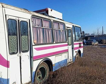 Белый ПАЗ 32054, объемом двигателя 4.67 л и пробегом 150 тыс. км за 3700 $, фото 4 на Automoto.ua