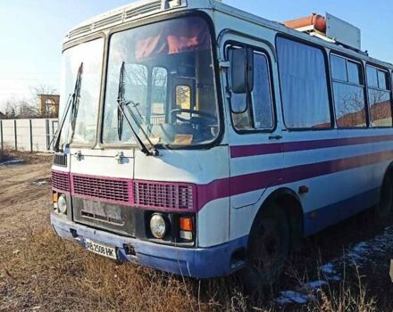 Белый ПАЗ 32054, объемом двигателя 4.67 л и пробегом 150 тыс. км за 3700 $, фото 1 на Automoto.ua