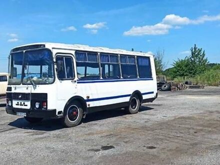 ПАЗ 32054 2005 у Доброполье на Automoto.ua Білий ПАЗ 32054, об'ємом двигуна 4.7 л та пробігом 125 тис. км за 2100 $, фото 1 на Automoto.ua