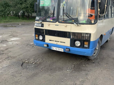 Білий ПАЗ 32054, об'ємом двигуна 3.97 л та пробігом 100 тис. км за 4000 $, фото 1 на Automoto.ua