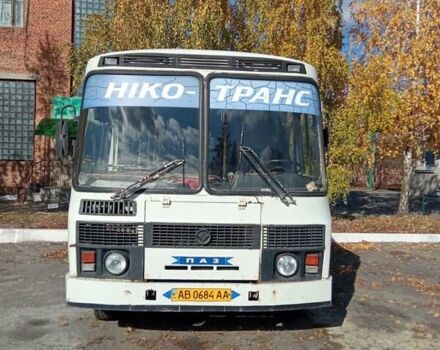 Белый ПАЗ 32054, объемом двигателя 4 л и пробегом 800 тыс. км за 3600 $, фото 1 на Automoto.ua