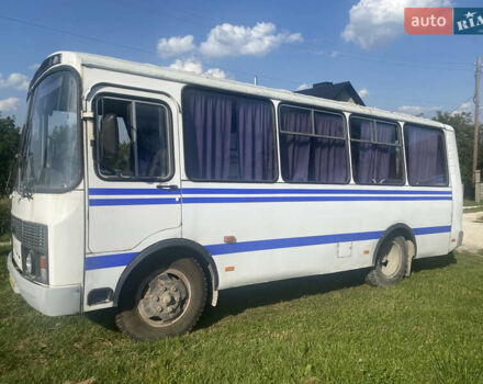 Білий ПАЗ 32054, об'ємом двигуна 4 л та пробігом 200 тис. км за 4000 $, фото 1 на Automoto.ua